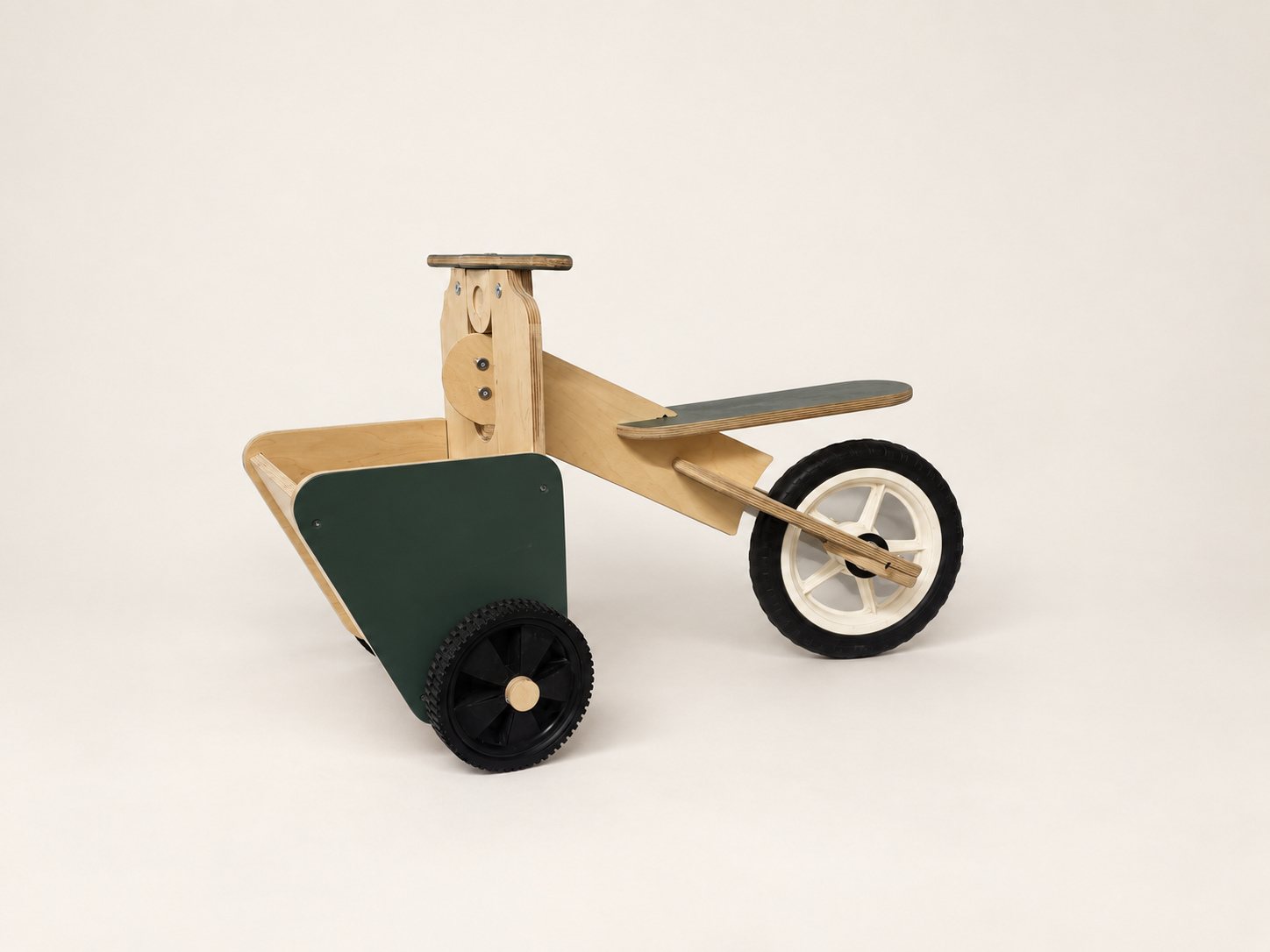 Wooden bucket attachment for the balance bike, made from FSC birch plywood